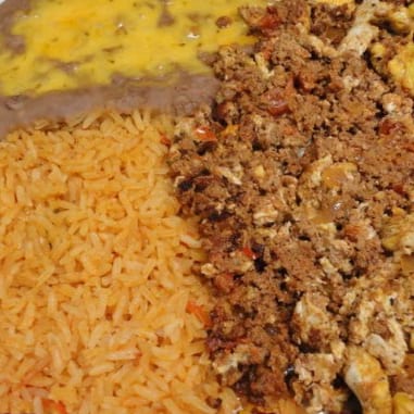 Chorizo Con Huevo.